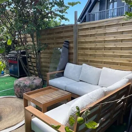 Le Cocon Du Parisis Apartament *